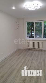 2-к квартира, вторичка, 52м2, 1/9 этаж