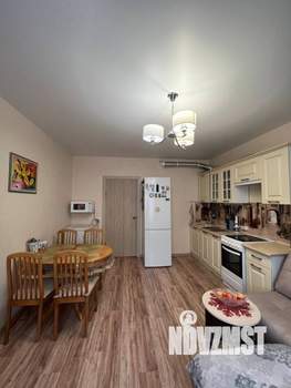2-к квартира, вторичка, 65м2, 11/17 этаж