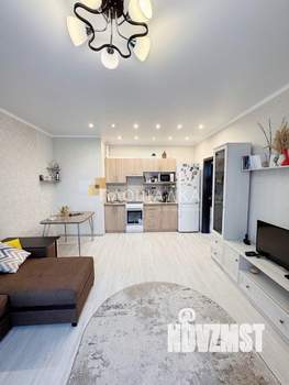 2-к квартира, вторичка, 40м2, 10/18 этаж