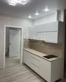 Студия квартира, вторичка, 32м2, 12/24 этаж