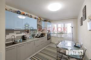 3-к квартира, вторичка, 84м2, 8/10 этаж