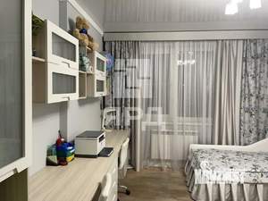 3-к квартира, вторичка, 104м2, 3/16 этаж