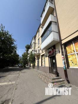 2-к квартира, вторичка, 41м2, 1/4 этаж