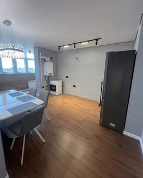 2-к квартира, вторичка, 58м2, 18/18 этаж