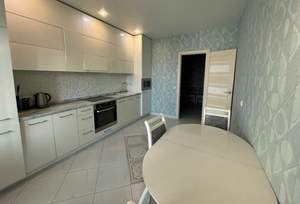 2-к квартира, вторичка, 65м2, 9/16 этаж