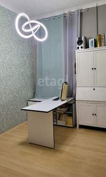 6-к квартира, вторичка, 95м2, 3/3 этаж