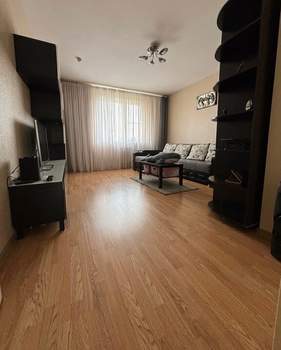 3-к квартира, вторичка, 76м2, 6/16 этаж