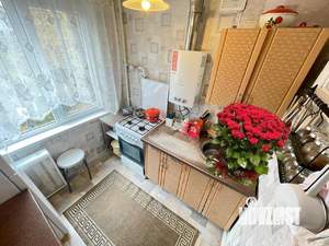 3-к квартира, вторичка, 63м2, 3/5 этаж