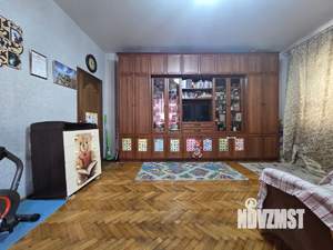 2-к квартира, вторичка, 54м2, 1/5 этаж