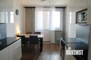 3-к квартира, вторичка, 105м2, 13/18 этаж