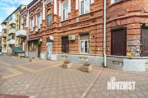 3-к квартира, вторичка, 74м2, 1/2 этаж