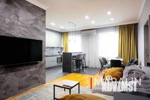 4-к квартира, вторичка, 90м2, 2/4 этаж