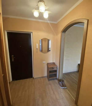 1-к квартира, вторичка, 37м2, 1/10 этаж