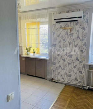 3-к квартира, вторичка, 55м2, 5/5 этаж