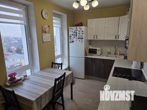 2-к квартира, вторичка, 57м2, 11/18 этаж