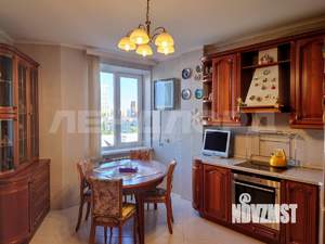 3-к квартира, вторичка, 126м2, 9/16 этаж