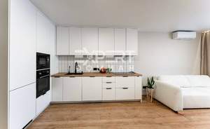 3-к квартира, вторичка, 63м2, 4/24 этаж