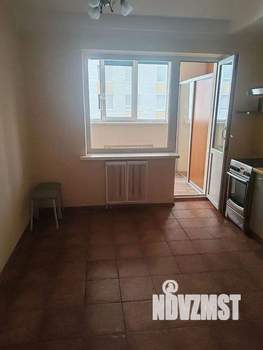 1-к квартира, вторичка, 63м2, 10/17 этаж