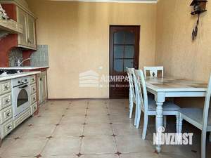 3-к квартира, вторичка, 121м2, 8/10 этаж