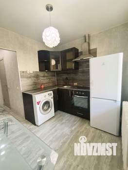 1-к квартира, вторичка, 38м2, 1/10 этаж