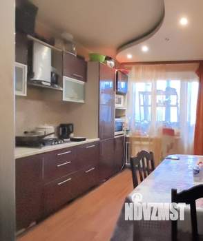 3-к квартира, вторичка, 80м2, 1/9 этаж