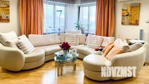 4-к квартира, вторичка, 162м2, 13/15 этаж