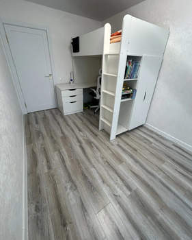 2-к квартира, вторичка, 56м2, 9/9 этаж