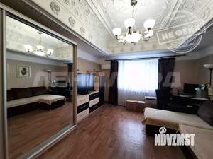 2-к квартира, вторичка, 43м2, 1/1 этаж