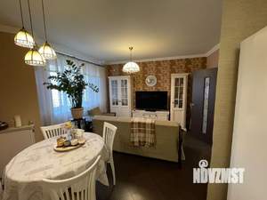 2-к квартира, вторичка, 57м2, 10/19 этаж