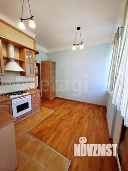 4-к квартира, вторичка, 95м2, 5/5 этаж