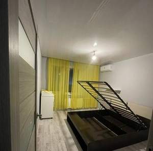 2-к квартира, вторичка, 65м2, 12/18 этаж