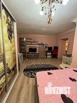 2-к квартира, вторичка, 42м2, 1/2 этаж
