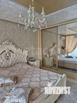 3-к квартира, вторичка, 90м2, 9/18 этаж