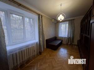 2-к квартира, вторичка, 42м2, 1/9 этаж