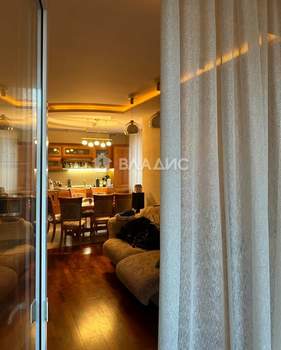 3-к квартира, вторичка, 130м2, 5/16 этаж