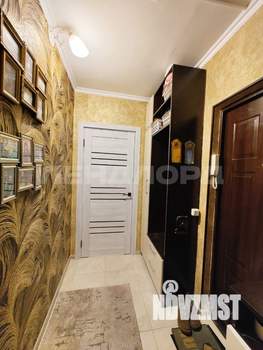 2-к квартира, вторичка, 60м2, 1/10 этаж