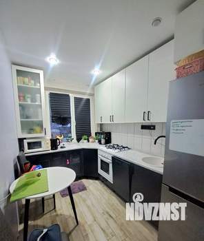 3-к квартира, вторичка, 60м2, 1/9 этаж