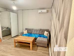 1-к квартира, вторичка, 42м2, 8/12 этаж