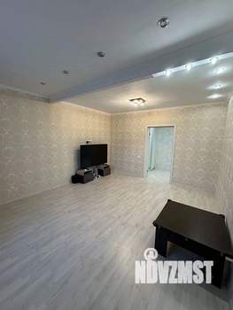 2-к квартира, вторичка, 64м2, 11/18 этаж