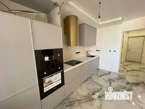 3-к квартира, вторичка, 83м2, 12/19 этаж