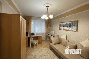 4-к квартира, вторичка, 70м2, 2/10 этаж