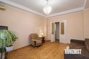 4-к квартира, вторичка, 100м2, 3/5 этаж