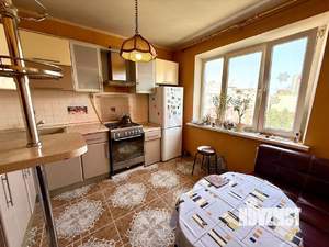 2-к квартира, вторичка, 55м2, 10/10 этаж