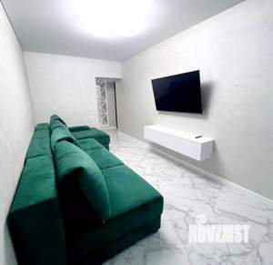 2-к квартира, вторичка, 64м2, 12/19 этаж