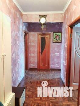 3-к квартира, вторичка, 58м2, 1/18 этаж