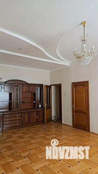 3-к квартира, вторичка, 100м2, 2/6 этаж