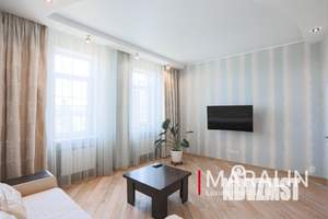 4-к квартира, вторичка, 141м2, 3/5 этаж
