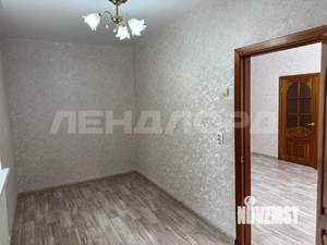 2-к квартира, вторичка, 36м2, 1/3 этаж