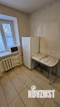 2-к квартира, вторичка, 42м2, 1/5 этаж