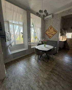 5-к квартира, вторичка, 173м2, 3/3 этаж